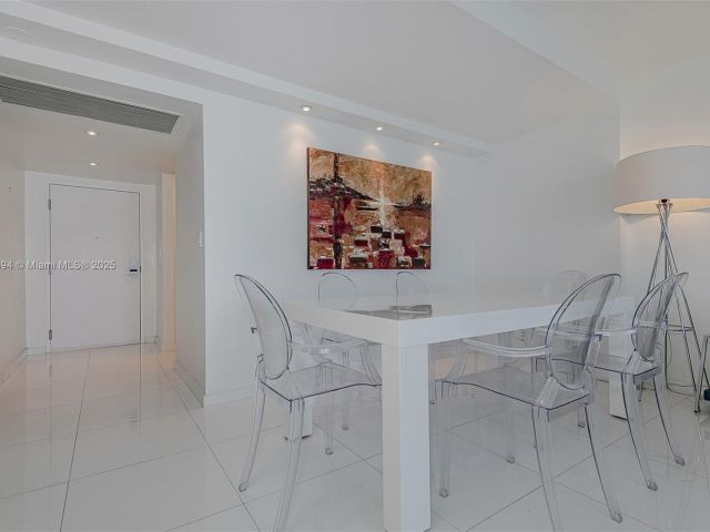 Apartment for rent  Unit #1538 - photo 6061218