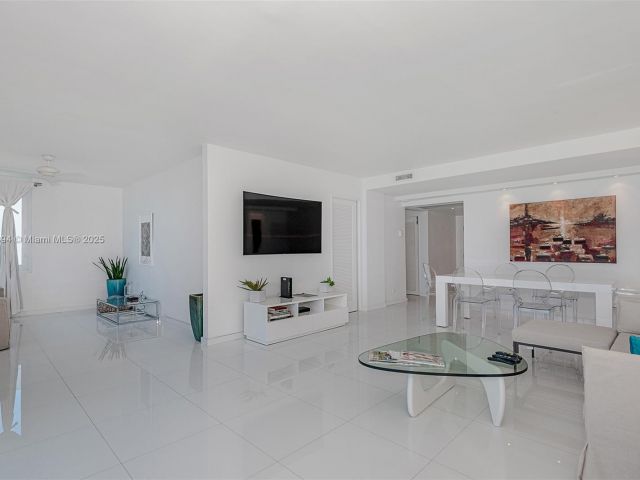 Apartment for rent  Unit #1538 - photo 6061222