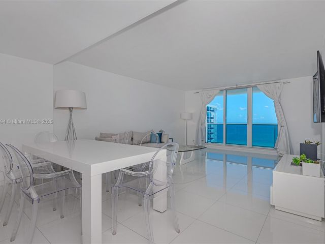 Apartment for rent  Unit #1538 - photo 6061226