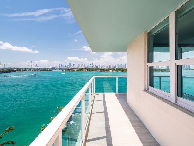 Apartment for sale  Unit #701 - photo 6061155