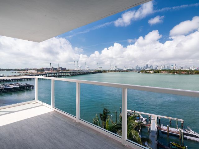 Apartment for sale  Unit #701 - photo 6061170