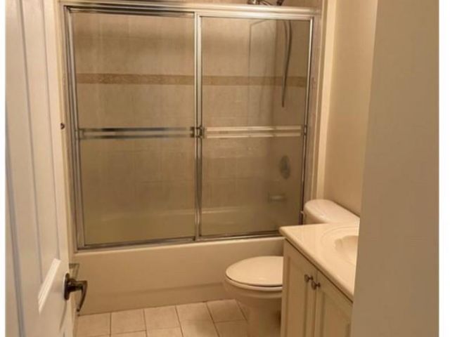 Home for rent at 4905 N Harbor Isles Dr - photo 6054280