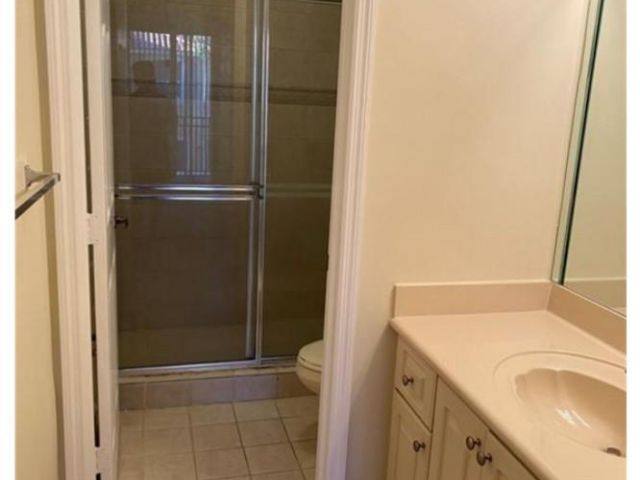 Home for rent at 4905 N Harbor Isles Dr - photo 6054282