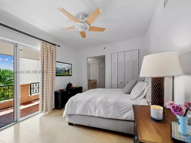 2-bedroom condo for sale in Miami Beach - 5235 Fisher Island Dr 5235 - MondialRealty