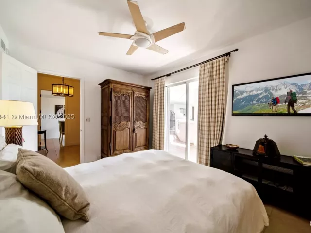 2-bedroom condo for sale in Miami Beach - 5235 Fisher Island Dr 5235 - MondialRealty