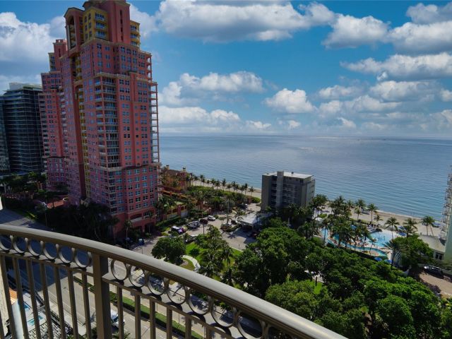 Apartment for rent  Unit #1606 - photo 6063374