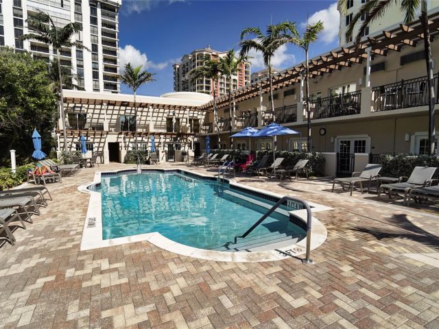 Apartment for rent  Unit #1606 - photo 6063384