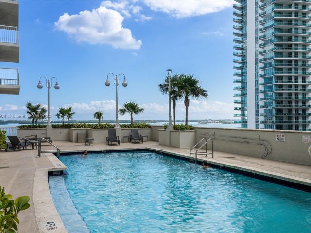 Apartment for rent  Unit #2824 - photo 6061193