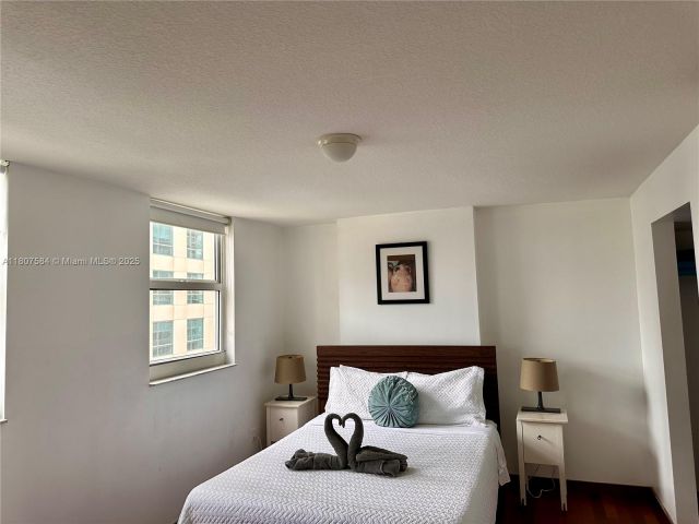 Apartment for rent  Unit #2824 - photo 6061200