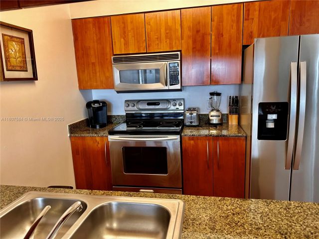 Apartment for rent  Unit #2824 - photo 6061203