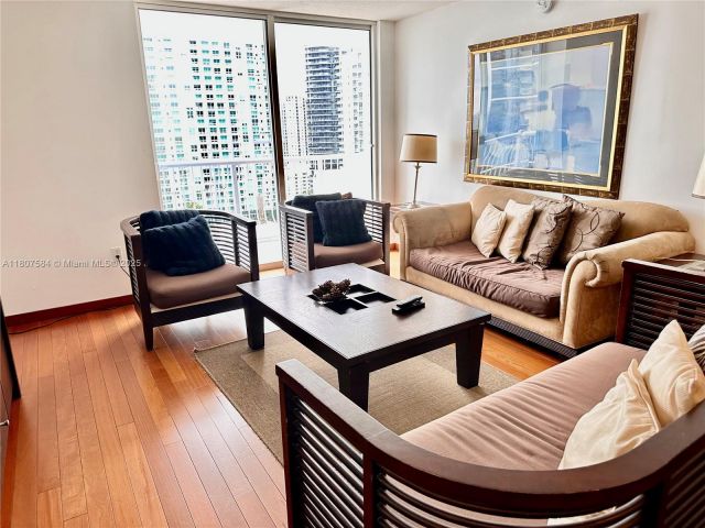 Apartment for rent  Unit #2824 - photo 6061204