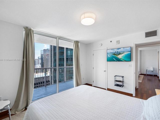 Apartment for rent  Unit #2824 - photo 6257161