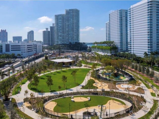 Apartment for sale  Unit #1206 - photo 6061135