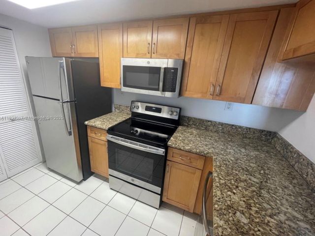 Apartment for sale  Unit #1206 - photo 6061138