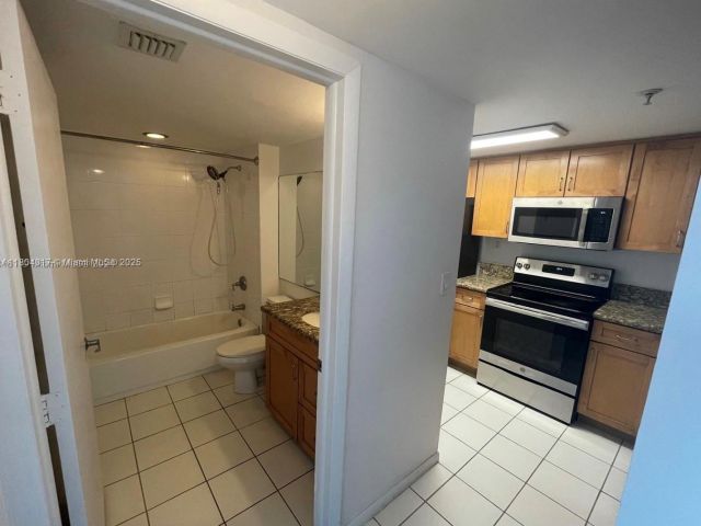 Apartment for sale  Unit #1206 - photo 6061139