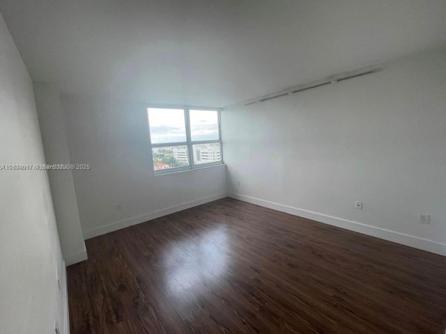 Apartment for sale  Unit #1206 - photo 6061141