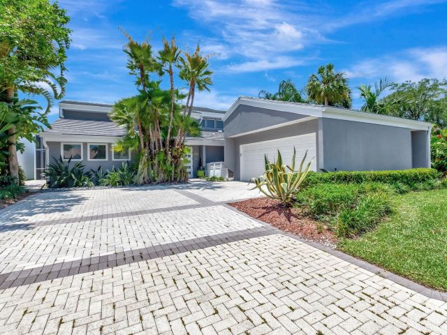 Home for sale at 7716 Cedarwood Circle - photo 6075201