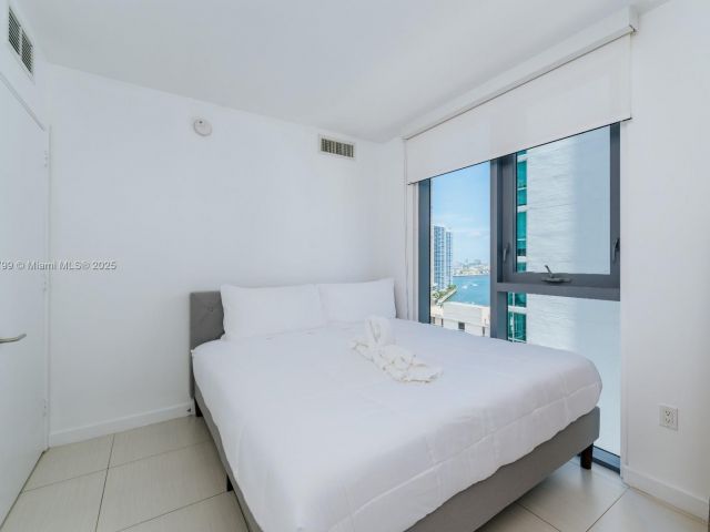 Apartment for sale  Unit #2408 - photo 6061412