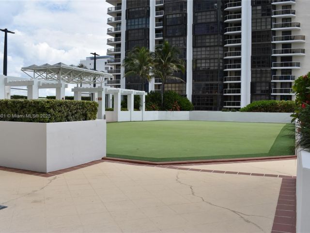 Apartment for rent  Unit #2110 - photo 6063799