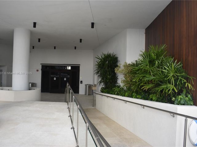 Apartment for rent  Unit #2110 - photo 6063801