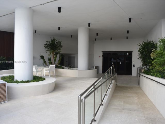 Apartment for rent  Unit #2110 - photo 6063802