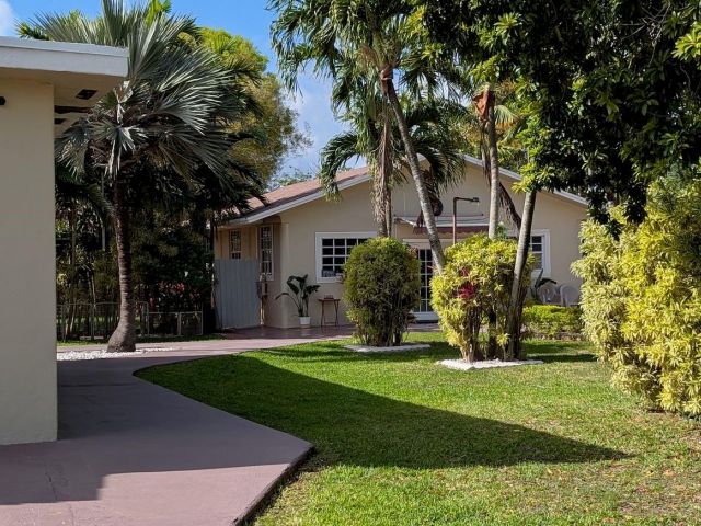 Home for sale at 12200 SW 51st St - photo 6072659