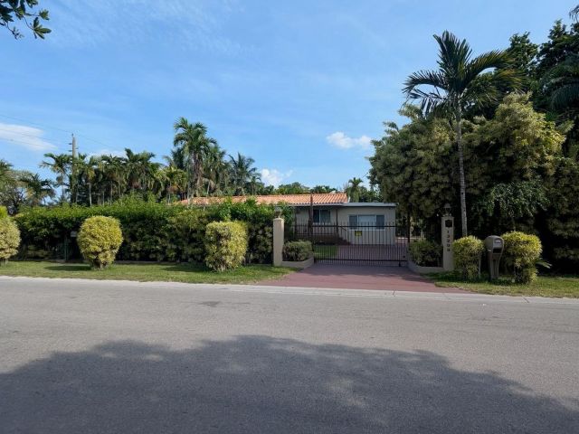 Home for sale at 12200 SW 51st St - photo 6072664