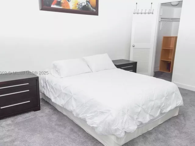 1-bedroom condo for sale in Miami Beach - 1500 Bay Rd 1532S - MondialRealty