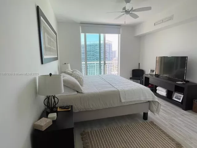 2-bedroom condo for rent in Hallandale Beach - 1755 E Hallandale Beach Blvd 2305E - MondialRealty