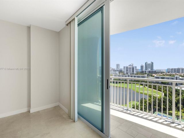 Apartment for sale  Unit #1604E - photo 6065428