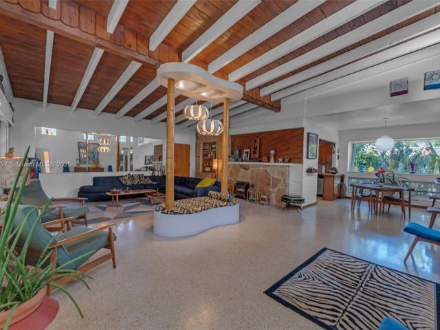 Home for sale at 1895 SW 25th St - photo 6119169