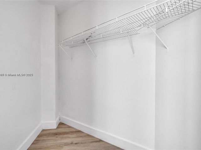 Apartment for rent  Unit #516 - photo 6066157