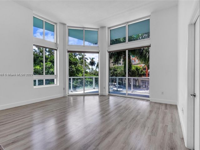 Apartment for rent  Unit #516 - photo 6066168