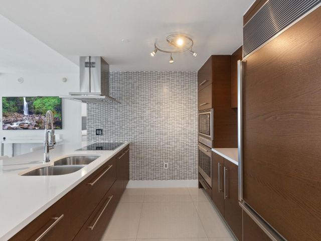 Apartment for sale  Unit #2304 - photo 6120282