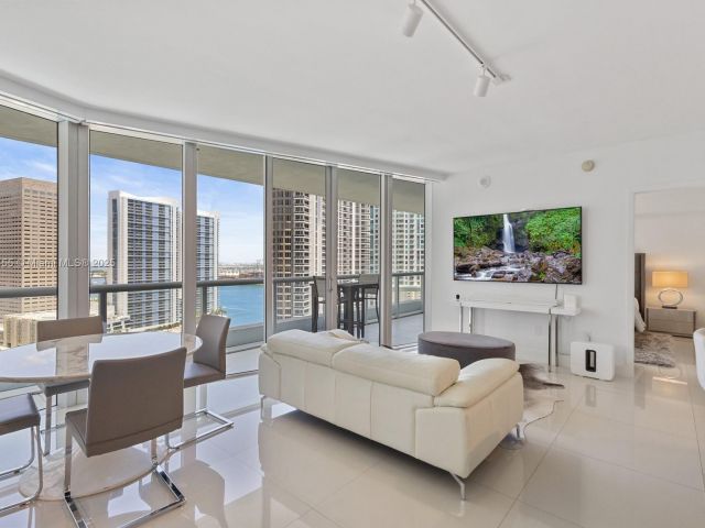 Apartment for sale  Unit #2304 - photo 6120296