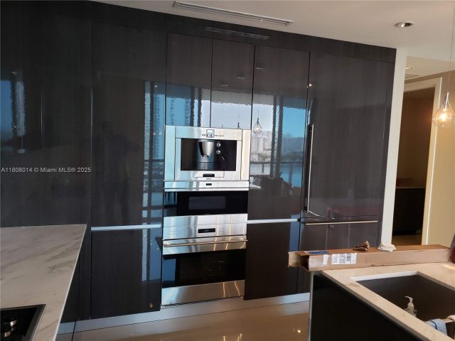 Apartment for sale  Unit #906 - photo 6070331