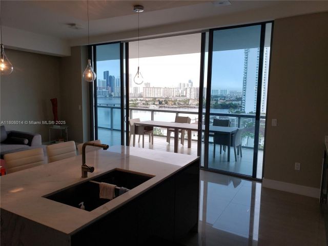 Apartment for sale  Unit #906 - photo 6070332