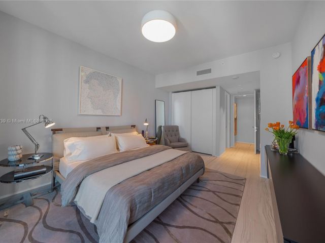 Apartment for sale  Unit #3201 - photo 6065800