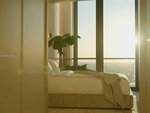 Apartment for sale  Unit #3201 - photo 6065803