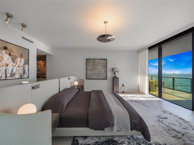 Apartment for sale  Unit #3201 - photo 6065808