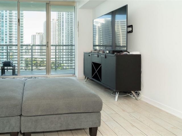 Apartment for sale  Unit #1521 - photo 6065759