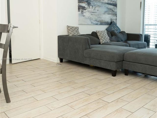 Apartment for sale  Unit #1521 - photo 6065762