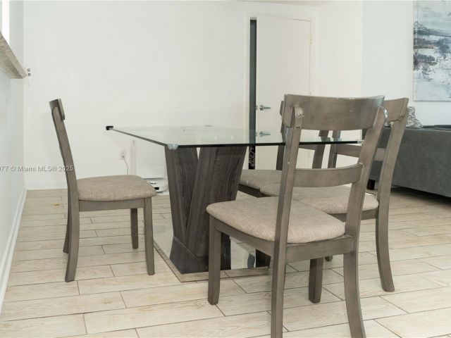 Apartment for sale  Unit #1521 - photo 6065774