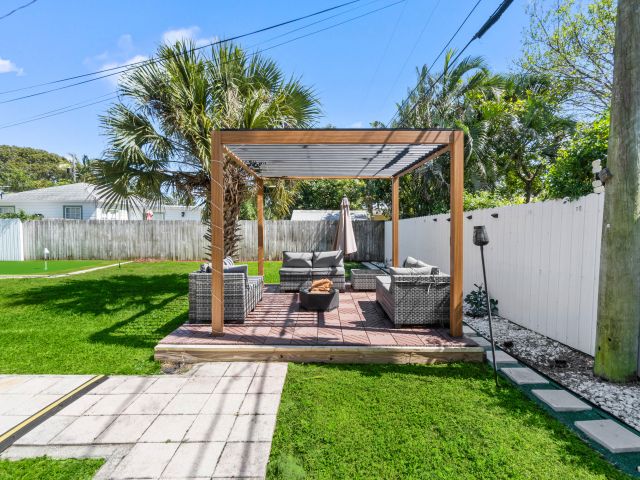 Home for rent at 814 Franklin Road - photo 6115755