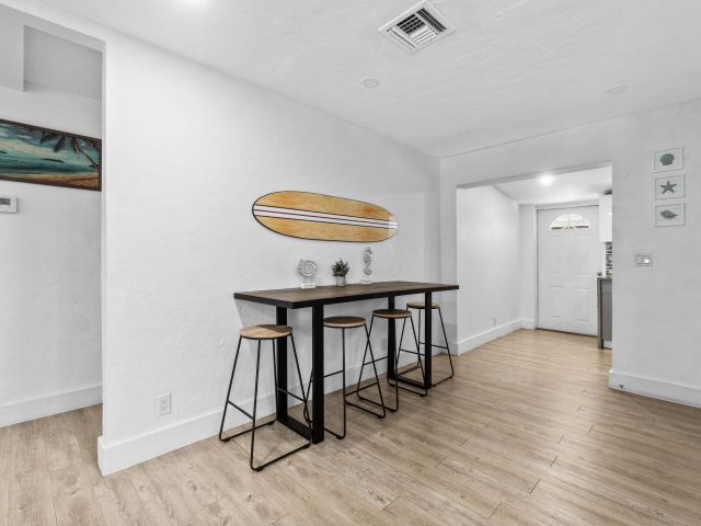 Home for rent at 814 Franklin Road - photo 6115760