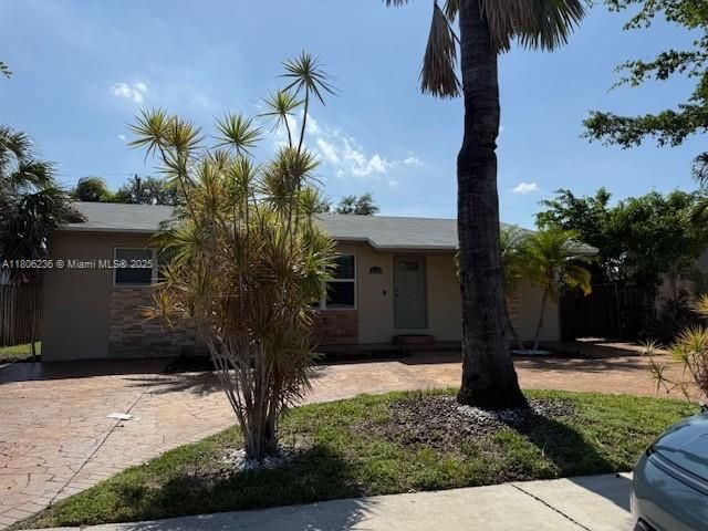 Home for rent at 3130 N 73rd Ter - photo 6065197