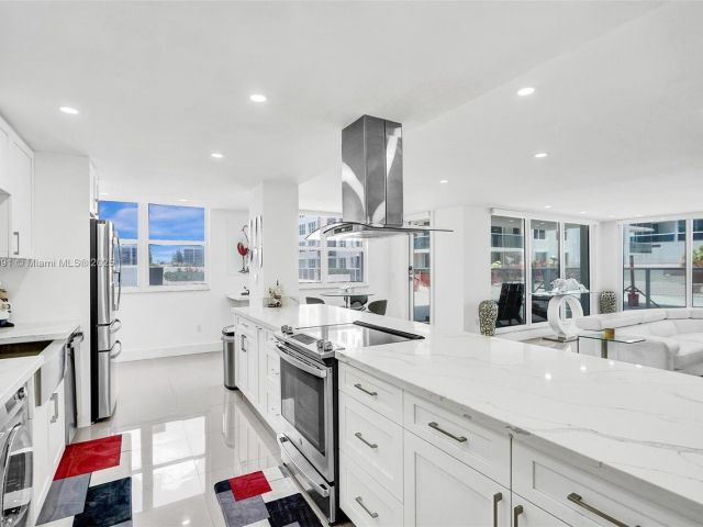 Apartment for sale  Unit #301S - photo 6078763