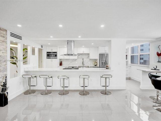 Apartment for sale  Unit #301S - photo 6078770