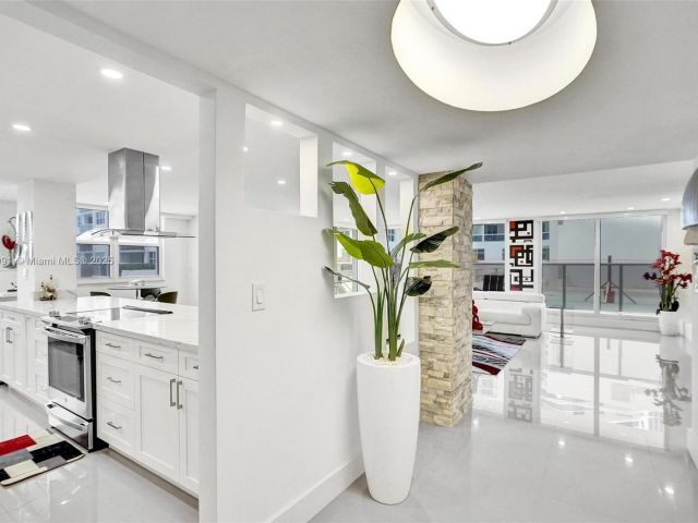 Apartment for sale  Unit #301S - photo 6078777