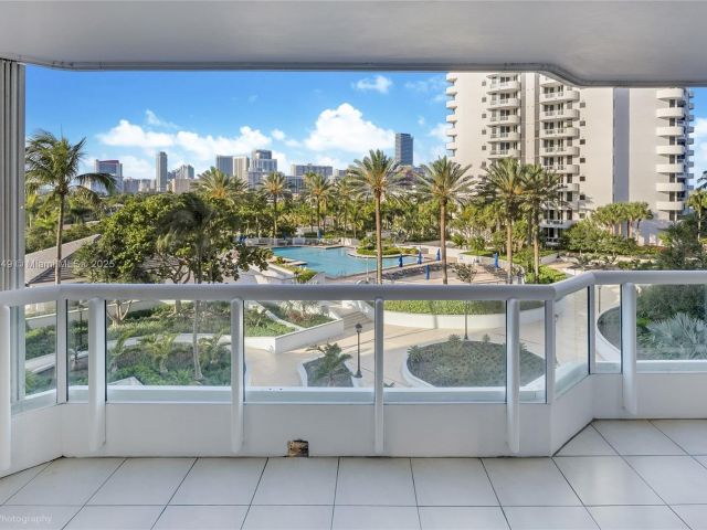 Apartment for sale  Unit #701 - photo 6101482